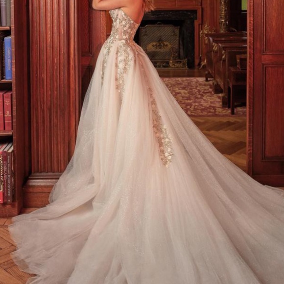 Galia Lahav Aelin Wedding Dress - Picture 3 of 10
